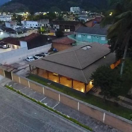 Hospedagem Economica Flor De Maria Caraguatatuba Ngoại thất bức ảnh